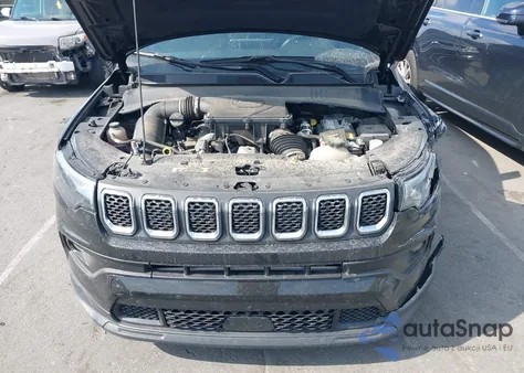 2024 Jeep Compass Latitude 4X4 из США, поврежденный, VIN 3C4NJDBNXRT607445